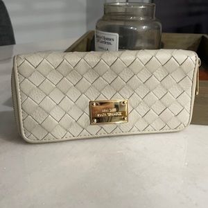 MIchael Kors clutch